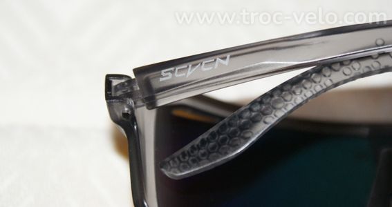 Lunettes de vélo - marque "SCVCN" - monture gris foncé - verres jaunes - 4