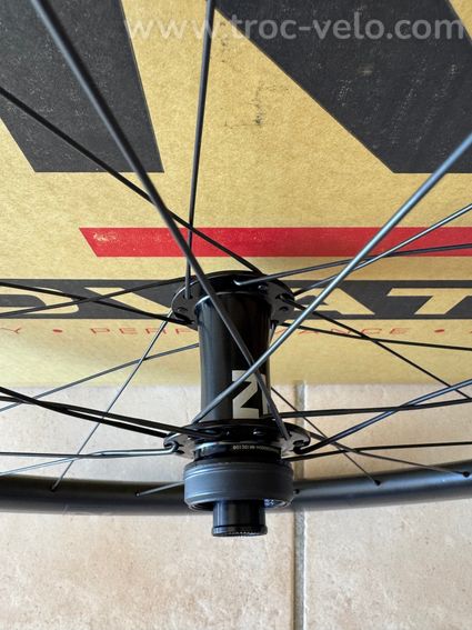 Paire de roues Novatec R4 Carbon - 5