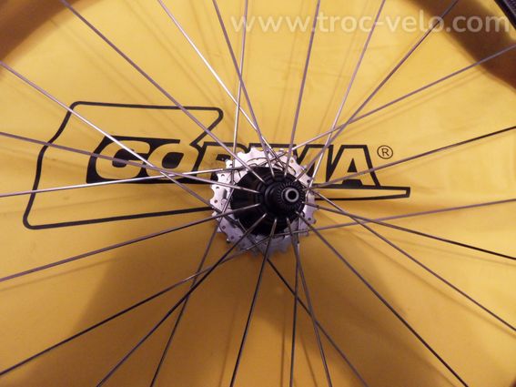 CORIMA ROUES CARBONE BOYAUX FREINAGE PATIN  HOUSSES - 4