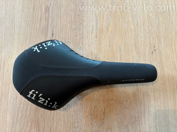 selle fizik antares R1 carbon