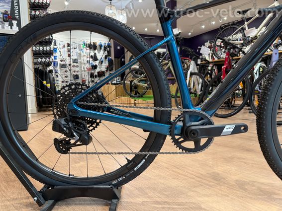 Revolt X Advanced Pro 2 - 2