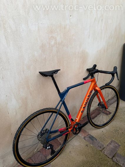 CANYON Inflite SL6 - 2