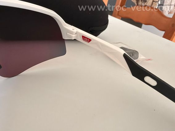 Oakley sutro lite sweep - 7
