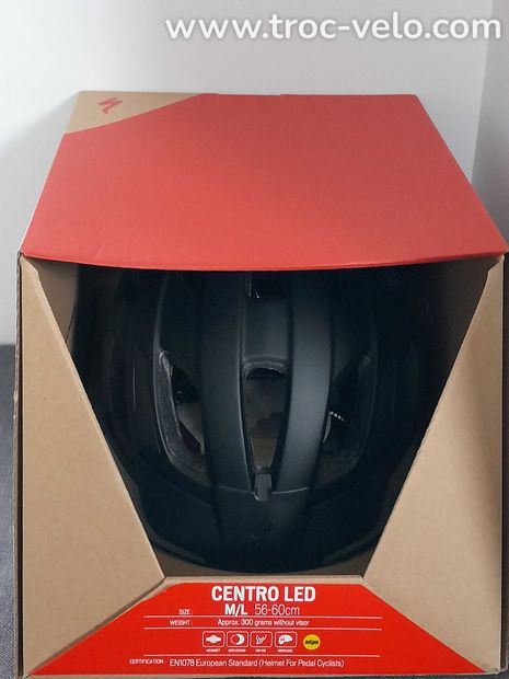 Casque neuf Specialized Centro Led - 1