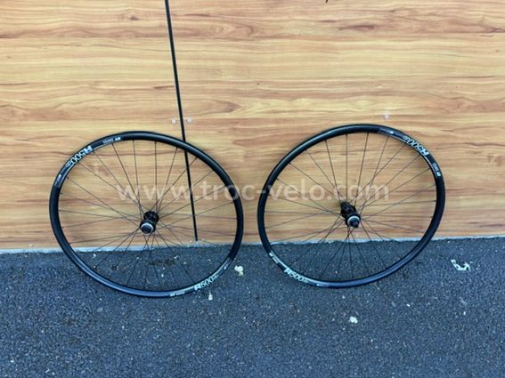 Paire de Roues Dt Swiss R500 DB NEUVE