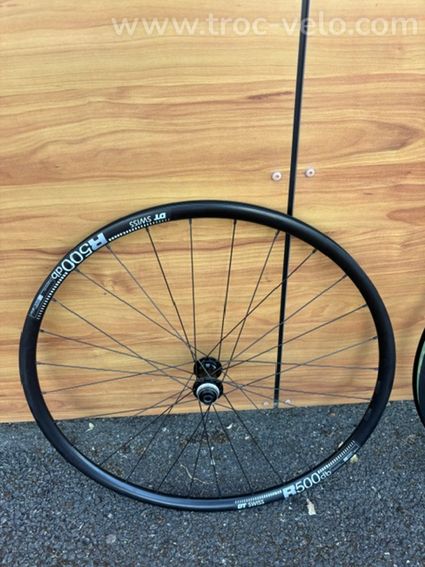 Paire de Roues Dt Swiss R500 DB NEUVE - 5