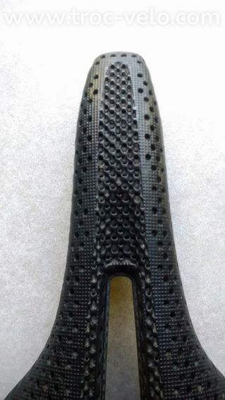 Selle 3D carbone T802 Newton - 3