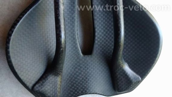 Selle 3D carbone T802 Newton - 8