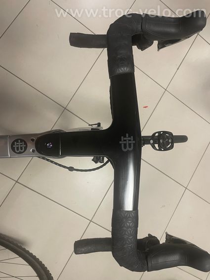 Cintre combo black inc aéro
