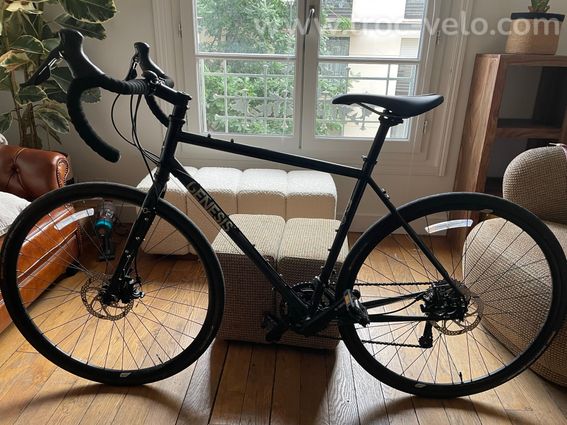 Genesis croix de fer 10 tailleM 1000€ Gravel voyage (route/tous chemins)