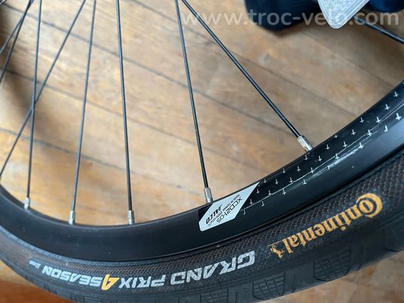 Genesis croix de fer 10 tailleM 1000€ Gravel voyage (route/tous chemins) - 3