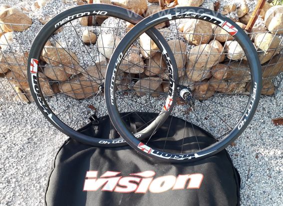Paire de roue vision