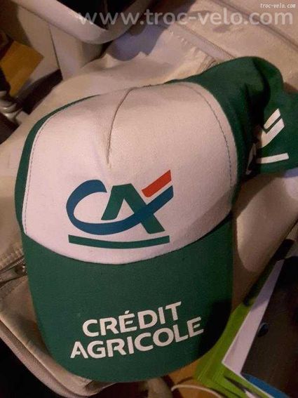 Casquette de podium crédit agricole