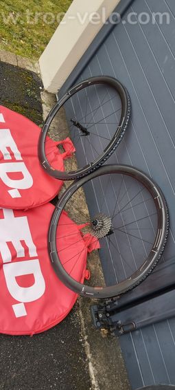 Cervélo P3 triathlon + roues à vendre - 6