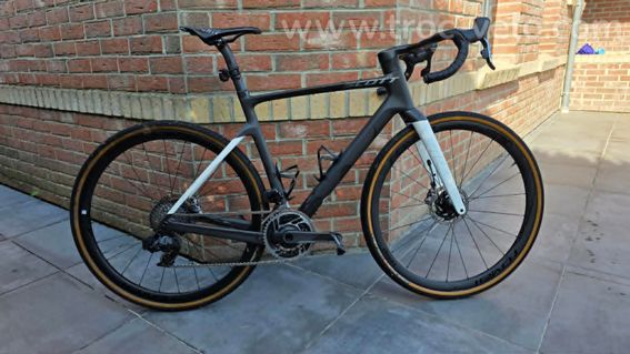 Scott addict gravel RC Tuned sram red axs 12v - 4