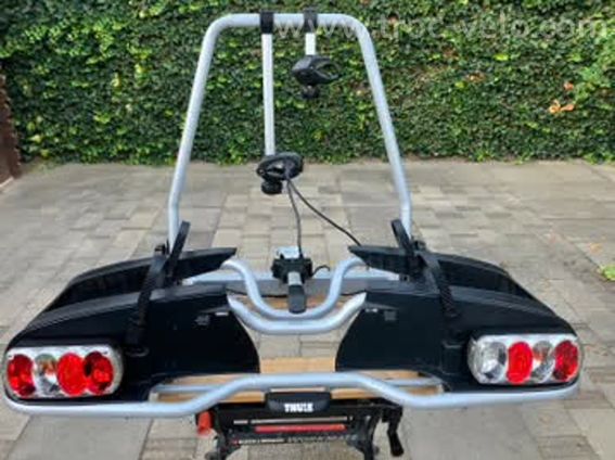 Port Vélo thule 915/ supporte 60 kg 