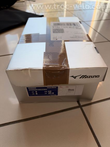 mizuno chaussures hyper warp pure 42 neuf course a pied blanc  - 4
