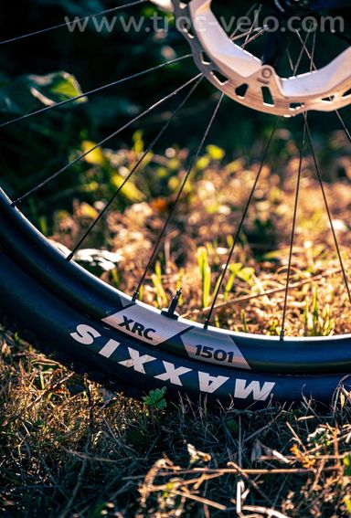 VTT Lapierre Xrm 6.9 roue carbone DT Swiss  - 4