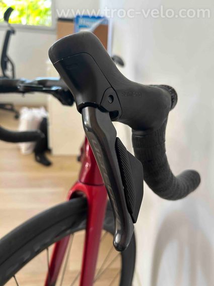 Vélo route Trek Madone SL 7 8e Gen Shimano Ultegra Di2 12v taille S - 3