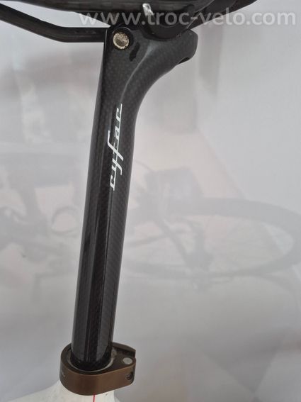 Vélo route carbone Cyfac Nerv – Campagnolo Centaur & Roues Carbone Giant - 4