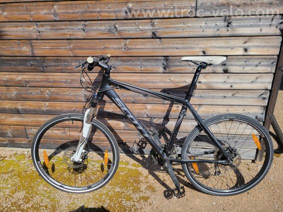Scott Sportster Hybrid - Taille L - Disques Hydrau - 2 paires pneus - 2