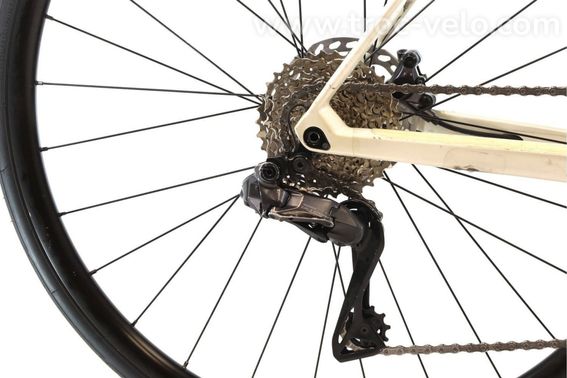 Produit Reconditionne    Bmc Roadmachine Three Di2 12v    Blanc   Velo De Route   Bon Etat - 3