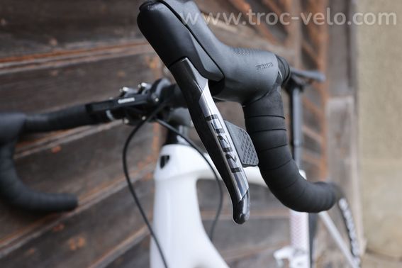 TREK Emonda SLR 9 Project One AXS - 12