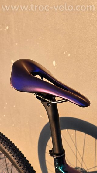 Gravel Électrique Carbone ILBIRS Odyssey (Neuf) – SRAM Rival AXS – Moteur FSA – 12,60 kg - 10