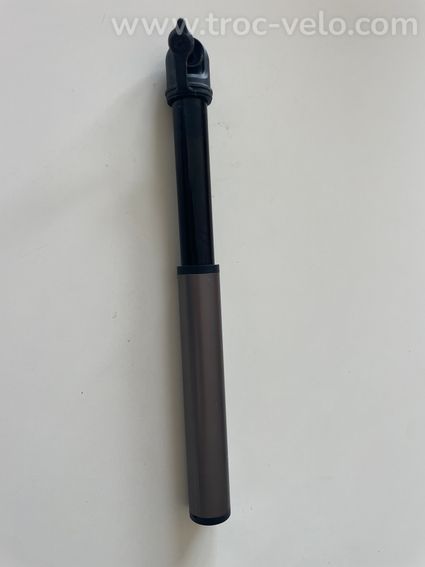 Pompe Blackburn - 2