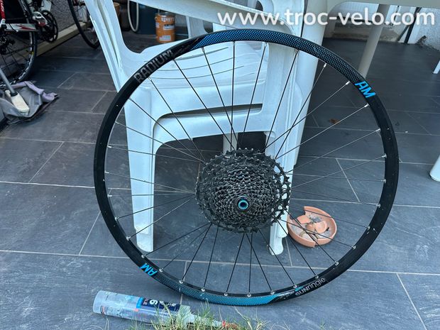 Roue av ar en 29 p  - 1