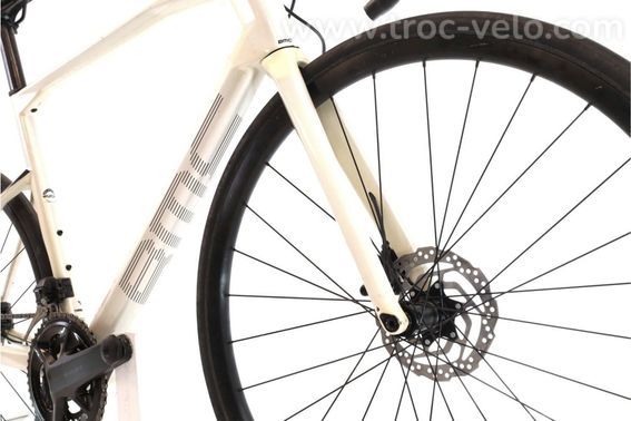 Produit Reconditionne Bmc Roadmachine Three Di2 12v Blanc Velo De Route Tres Bon Etat - 5