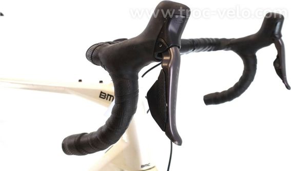 Produit Reconditionne Bmc Roadmachine Three Di2 12v Blanc Velo De Route Tres Bon Etat - 6