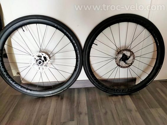 Roues aeolus BONTRAGER PRO 3V carbone + pneus Continental GP 5000 TR