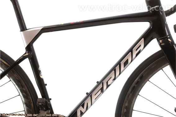 Produit Reconditionne    Merida Scultura 8000 Di2 12v    Noir   Velo De Route   Tres Bon Etat - 2