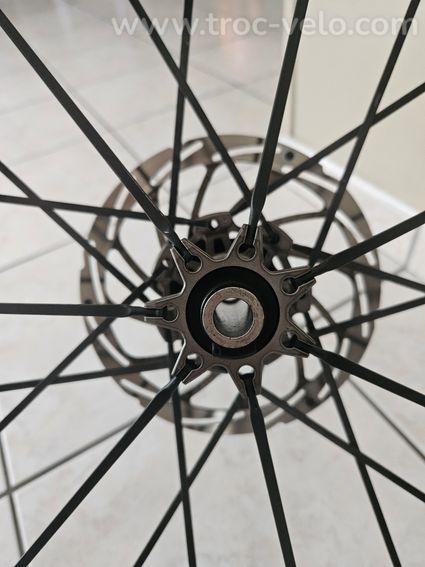 Paire de roues fulcrum racing zéro carbone - 5
