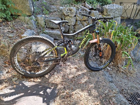VTT Knolly Warden Full carbon L