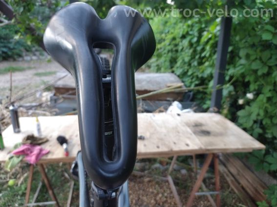 VT SCOTT SPARK 720 - 4