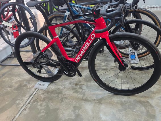 Beau vae pinarello e9 VENDU