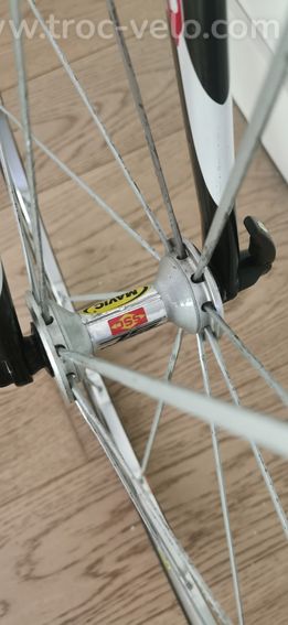 Velo de route carbone Felino Léone taille L - 9