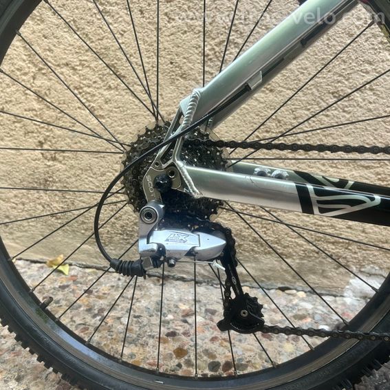 Je vends mon VTT de la marque SCOTT modèle ASPEN - 4