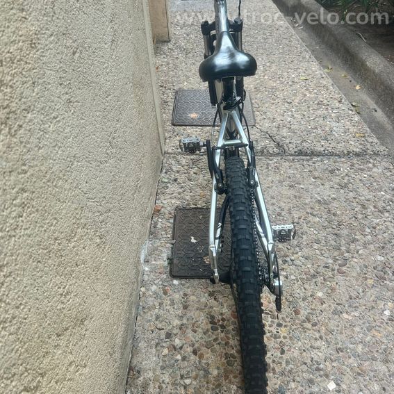 Je vends mon VTT de la marque SCOTT modèle ASPEN - 14