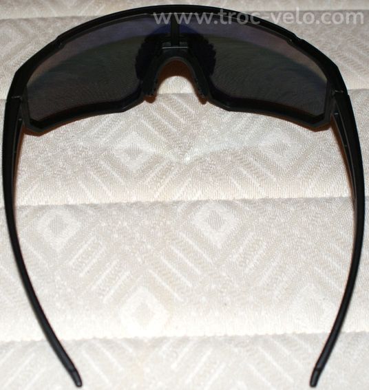 Lunettes de vélo - sans marque - monture noire - lentilles polarisées - 2