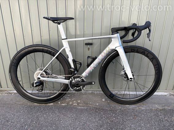 Factor Ostro Vam V2 2026