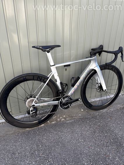Factor Ostro Vam V2 2026 - 2