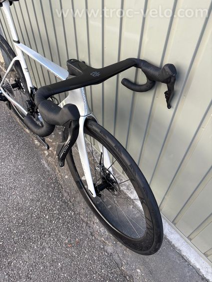Factor Ostro Vam V2 2026 - 9