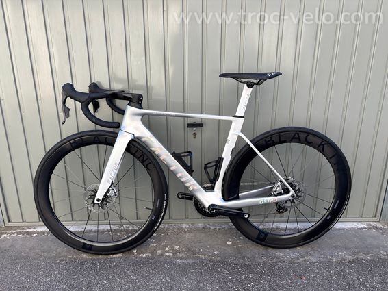 Factor Ostro Vam V2 2026 - 11