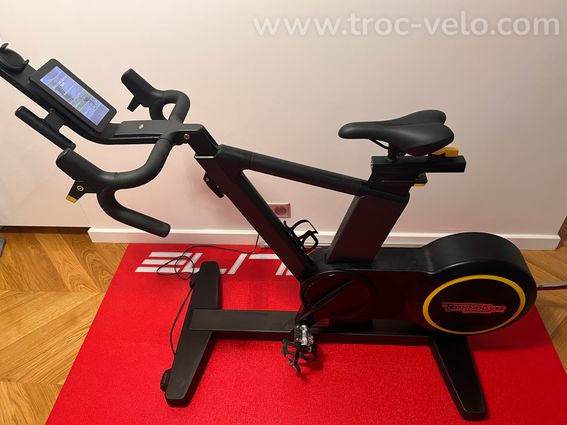⁠Technogym Skillbike - Vélo connecté / Smart Bike - État impeccable⁠ - 2