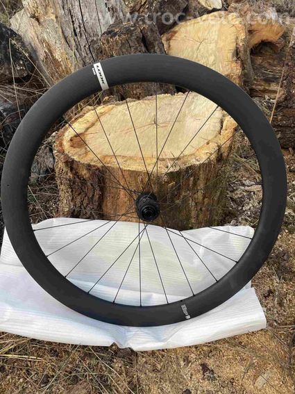 Roues Carbone Look R50D neuve tubeless ou chambre à air - 4