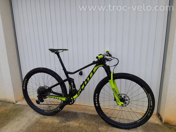Vtt Scott Spark RC 900 World Cup 2019 taille M.. 10,3kg - 2