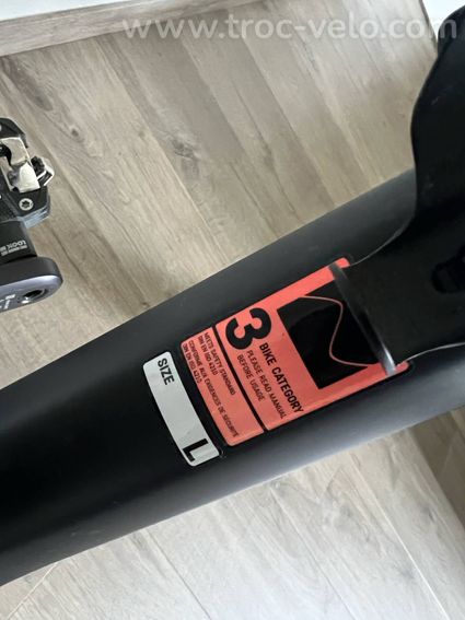 Canyon Lux trail CF taille L 500 KM - 15